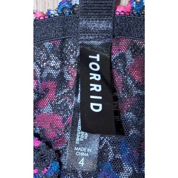 Torrid Lightly Lined Lace Bralette Size 4X Black Pink Floral - Picture 3 of 5